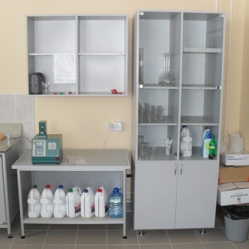 Шкафы лабораторные универсальные для посуды
