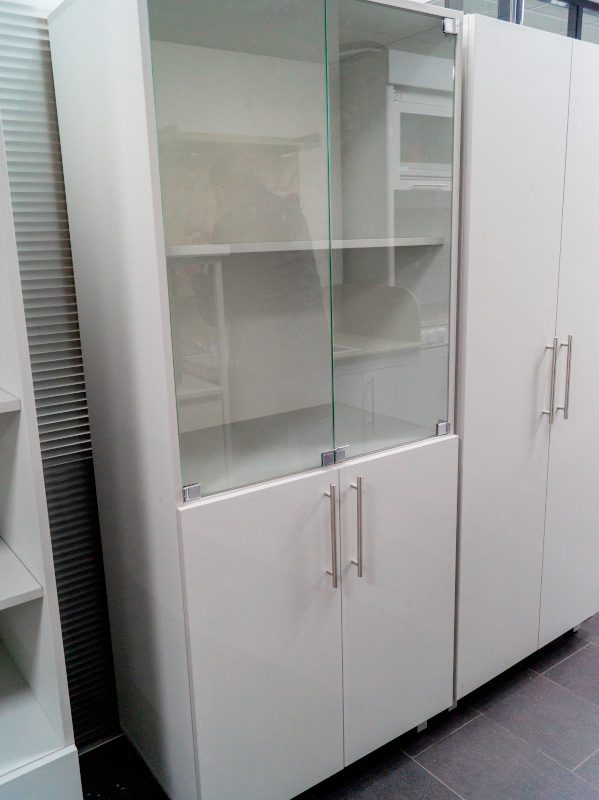 Шкафы лабораторные универсальные комбинированные